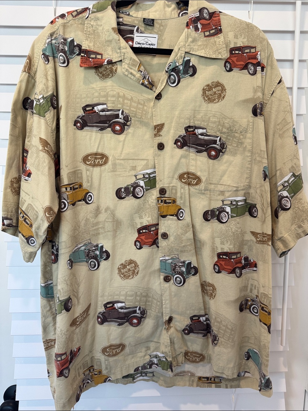 David Carey Men’s 2XL Ford Vintage Car Button Down Short Sleeve Dress Shirt